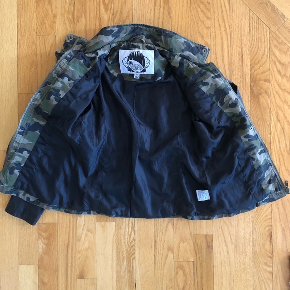 Nordstrom kids Girls Camo jacket - Picture 7 of 7